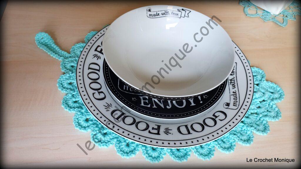 Háčkované prestieranie