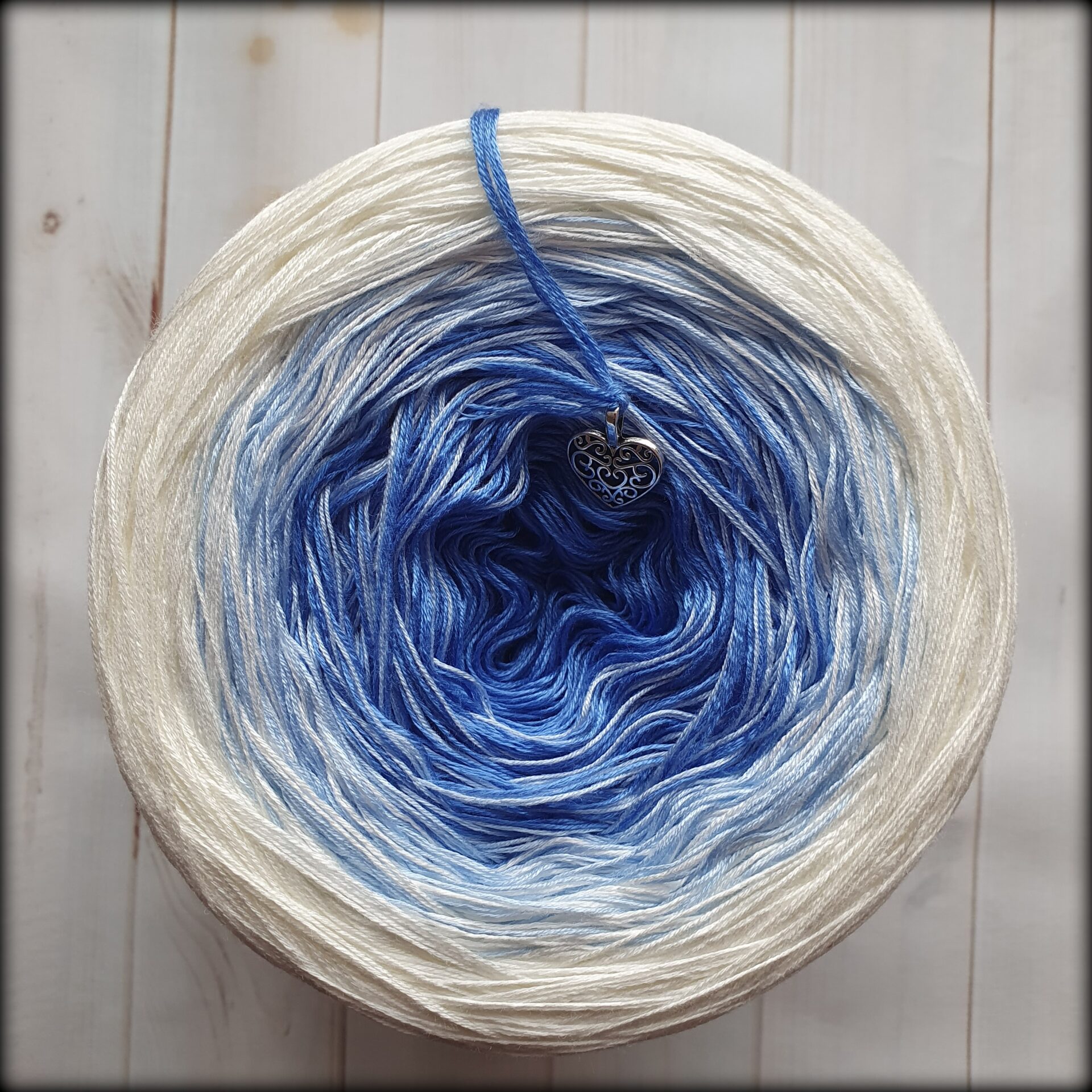 M301-blue-sky-pearl