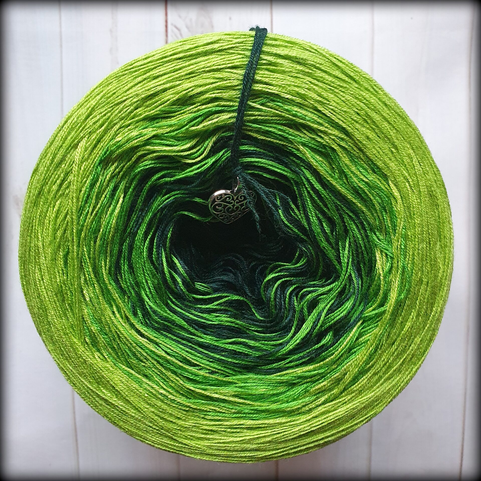 M302-pine-shamrock-pear