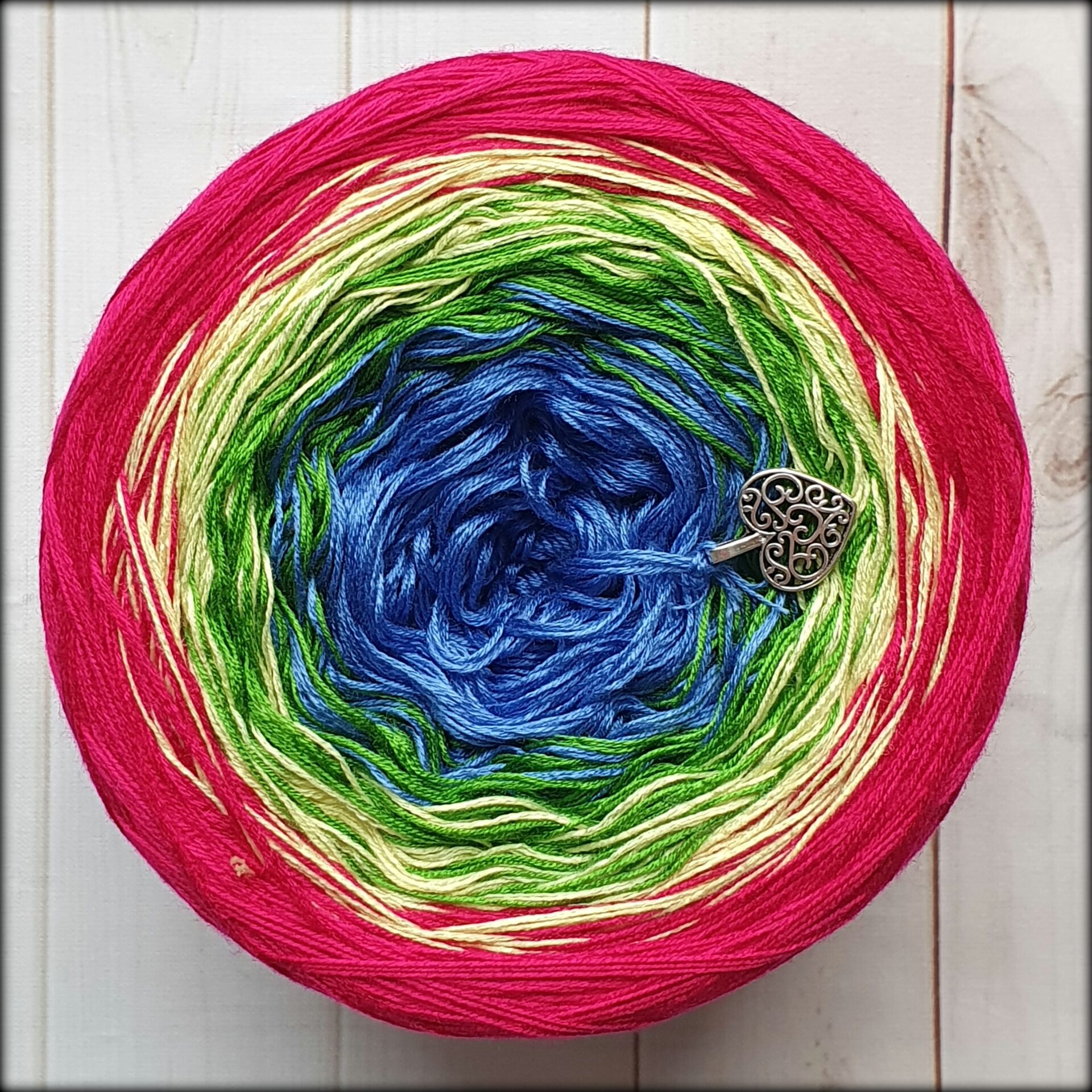 M402-blue-shamrock-daffodil-magenta