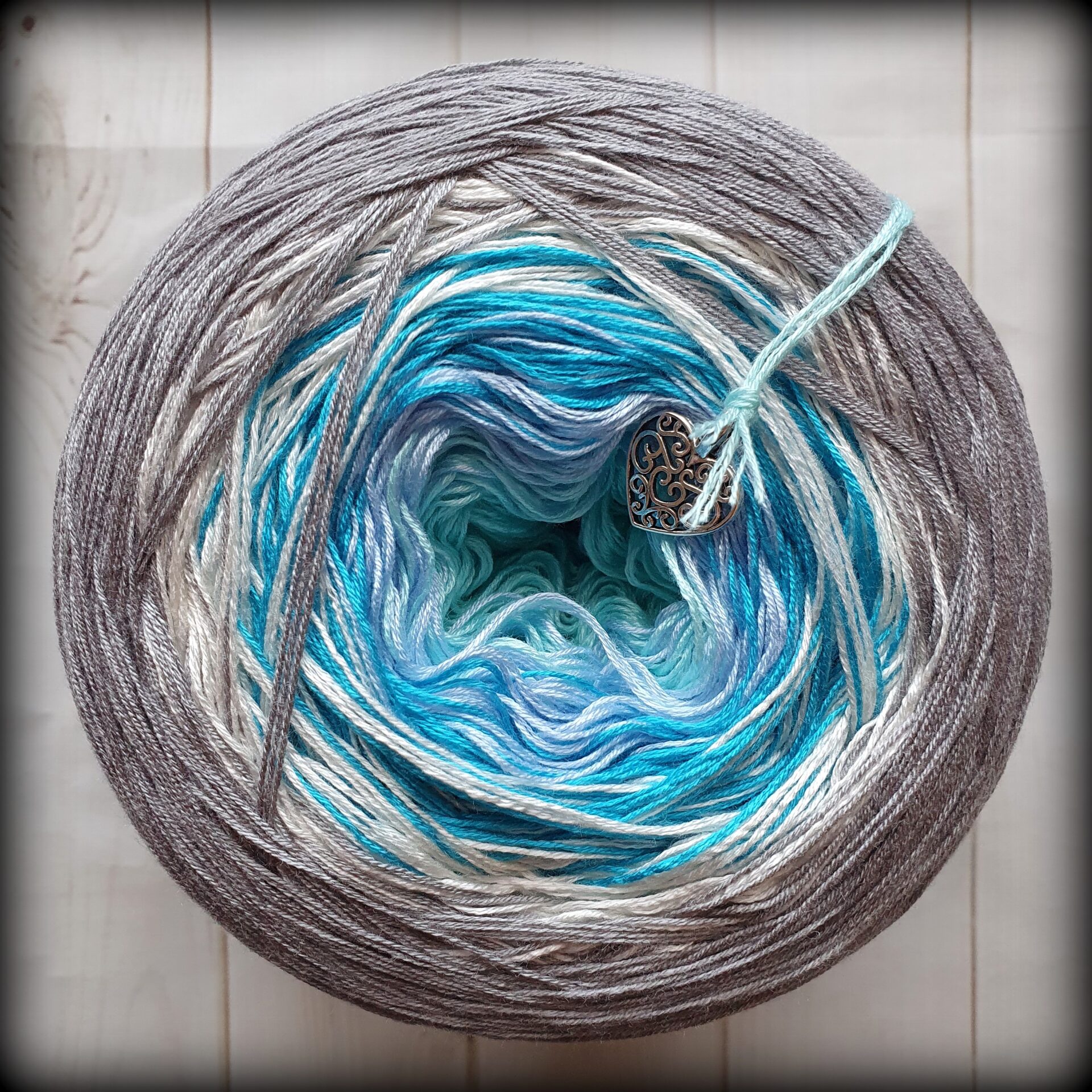 M502-artic-sky-cerulean-pearl-slate